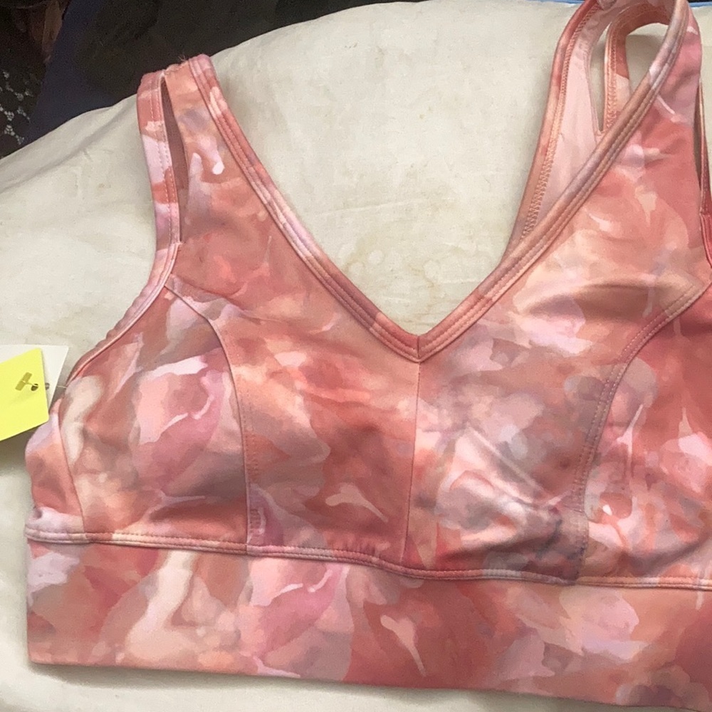 FINAL MARKDOWN NWT ladies all in motion light support sports bra small